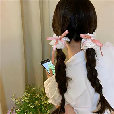 他在窥视你